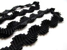 Load image into Gallery viewer, Pleated Trim|Ruffled Ribbon|1 Inch Pleated Black Satin Trim|Ric Rac Trim|Retro Handmade Supplies|Pillow Case|Hair Supplies