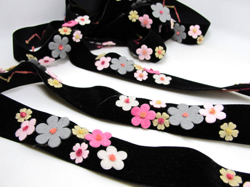 1 Inch Pink Felt Flower with Yarn Embroidery on Black Velvet Ribbon|Sewing|Quilting|Craft Supplies|Hair Accessories|Necklace DIY|Costumes