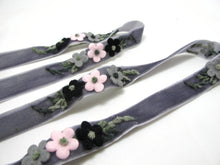 Load image into Gallery viewer, 5/8 Inch Felt Flower with Yarn Embroidery on Gray Velvet Ribbon|Sewing|Quilting|Craft Supplies|Hair Accessories|Necklace DIY|Costumes