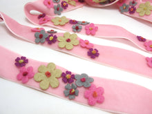 画像をギャラリービューアに読み込む, 1 Inch Pink Felt Flower with Yarn Embroidery on Pink Velvet Ribbon|Sewing|Quilting|Craft Supplies|Hair Accessories|Necklace DIY|Costumes