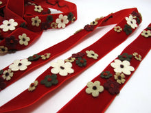 画像をギャラリービューアに読み込む, 1 Inch Felt Flower with Yarn Embroidery on Red Velvet Ribbon|Sewing|Quilting|Craft Supplies|Hair Accessories|Necklace DIY|Costumes