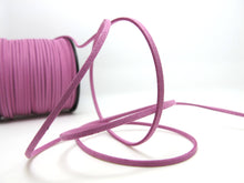 Charger l&#39;image dans la galerie, 5 Yards 2.5mm Faux Suede Leather Cord|Light Purple|Faux Leather String Jewelry Findings|Microfiber Craft Supplies