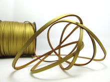 Charger l&#39;image dans la galerie, 5 Yards 2.5mm Faux Suede Leather Cord|Shinny Gold|Faux Leather String Jewelry Findings|Microfiber Craft Supplies