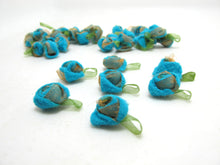 Charger l&#39;image dans la galerie, 15 Pieces Turquoise Acrylic Felt Rolled Flower Buds|With Leaf Loop|Glued|Floral Applique|Rosette Flowers|Rose Buds|Flower Decor|Acrylic Felt