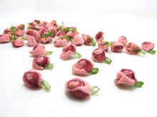 Charger l&#39;image dans la galerie, 15 Pieces Pink Acrylic Felt Rolled Flower Buds|With Leaf Loop|Glued|Floral Applique|Rosette Flowers|Rose Buds|Flower Decor|Acrylic Felt