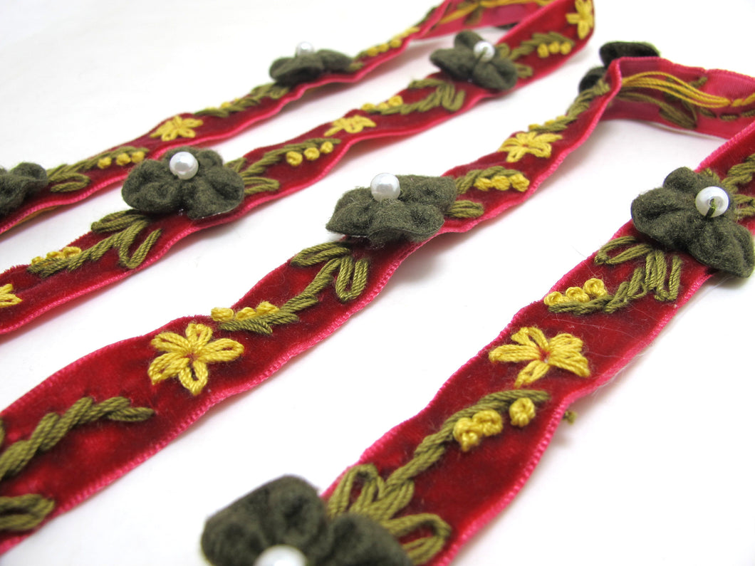 5/8 Inch Red Green Embroidered Velvet Ribbon with Felt Flower|Sewing|Quilting|Jewelry Design|Embellishment|Decorative|Acrylic Felt Flower