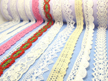 Charger l&#39;image dans la galerie, 5 Yards Floral Cotton Lace Trim|Floral Embroidered Trim|Bridal Supplies|Handmade Supplies|Sewing Trim|Scrapbooking Decor|Hair Embellishment