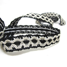 Charger l&#39;image dans la galerie, 2 Yards 5/8 Inch Black and White Braided Gimp Trim|Woven Trim|Woven Border Edging Trim|Costume Clothing Supplies|Home Decor Embellishment