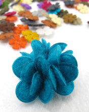 Charger l&#39;image dans la galerie, 10 Pieces Handsewn Mini Acrylic Felt Flower Supply|Craft Material|DIY Decoration