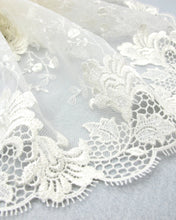 Charger l&#39;image dans la galerie, 6 11/16 Inches Double Edge Wide Lace|Ivory Floral|Embroidered Lace Trim|Material|Clothing Ribbon|Hairband|Accessories DIY