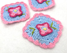 Load image into Gallery viewer, 2 Pieces Crochet Squares with 3D Pop Up Flower|Mini Applique|Hand Crocheted|Cotton Crochet|Baby Doll Embellishment|Craft Decoration|Knitting
