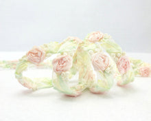 画像をギャラリービューアに読み込む, 10 Colors|Embroidered Rose Bud|Mauve|White Flower Ribbon Trim|Scrapbook|Doll Lace|Quilt|Sewing Couture|Supplies|Craft DIY|WR3087