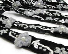 Load image into Gallery viewer, 5/8 Inch Black Grey Embroidered Velvet Ribbon with Felt Flower|Sewing|Quilting|Jewelry Design|Embellishment|Decorative|Acrylic Felt Flower