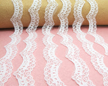 Charger l&#39;image dans la galerie, 3 Yards 3/4 Inches Floral Off White Lace Trim|Floral Embroidery Trim|Bridal Supplies|Handmade Supplies|Sewing Trim|Scrapbooking Decor